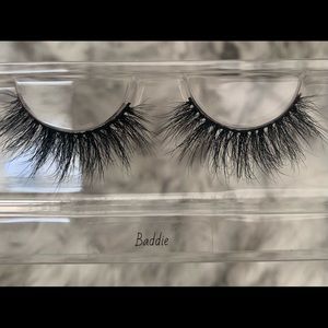 “Baddie” || Lashful Lengths Luxury Mink Eyelashes